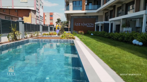 İzev Moon Bornova